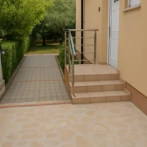 Lea Apartament