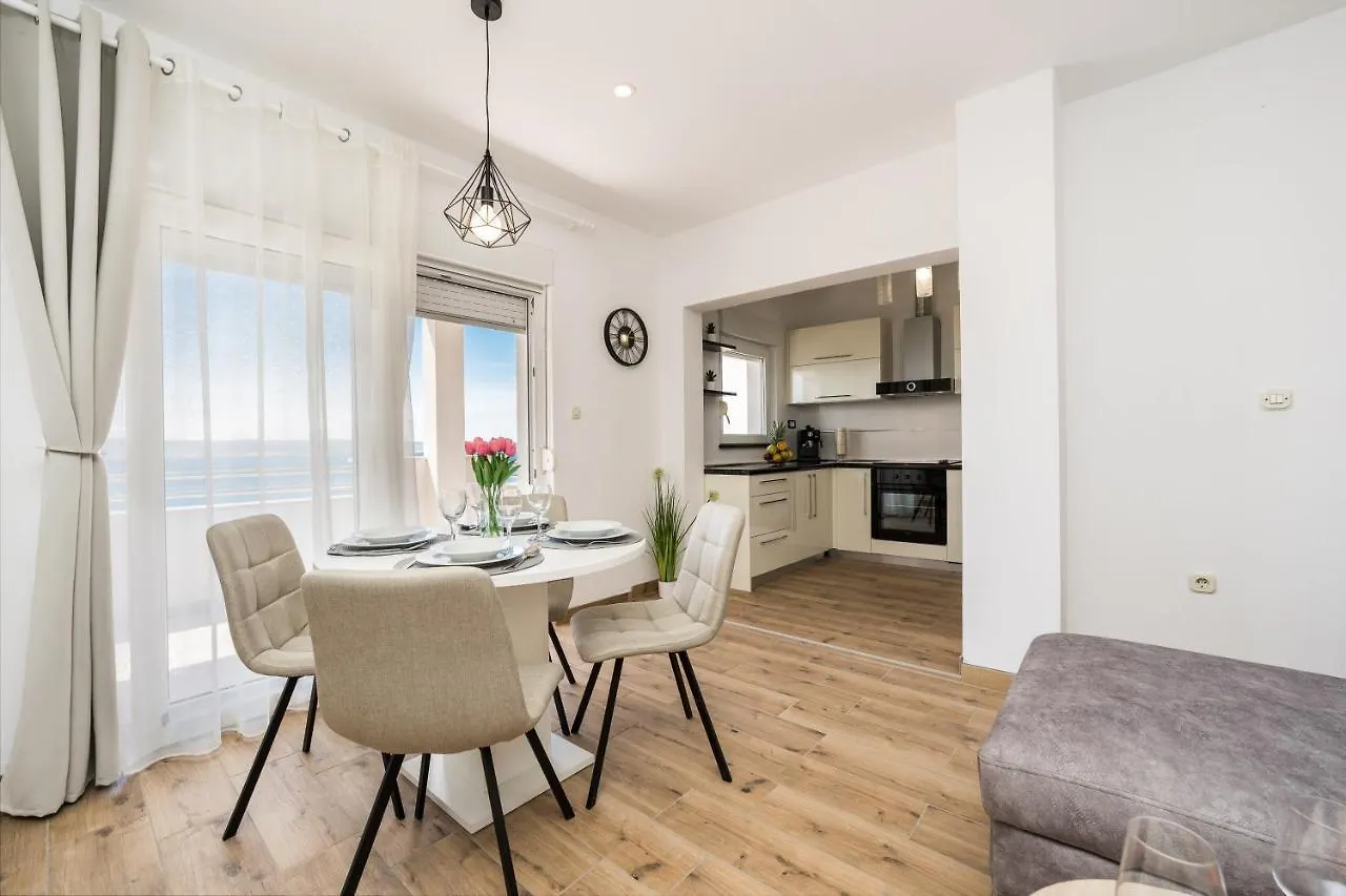 Apartmani Tomeri Starigrad Paklenica 0*,  Kroatien