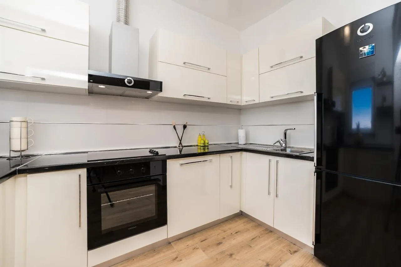 Apartmani Tomeri Starigrad Paklenica
